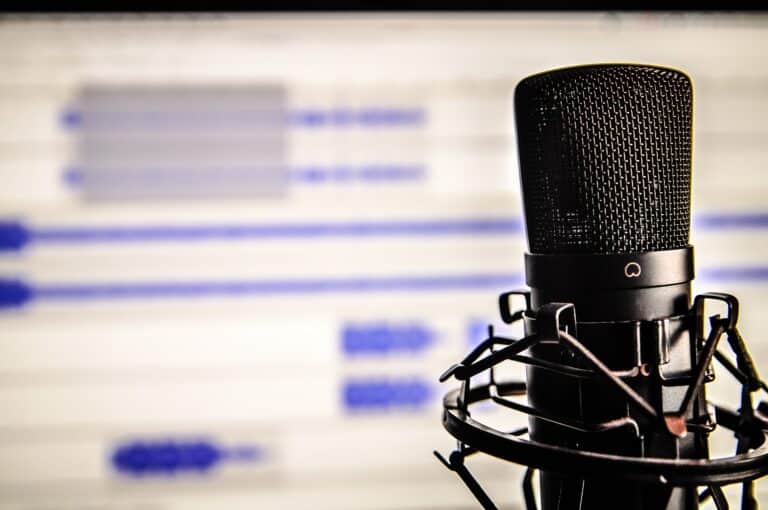 Ich liebe❤️ Podcasts!